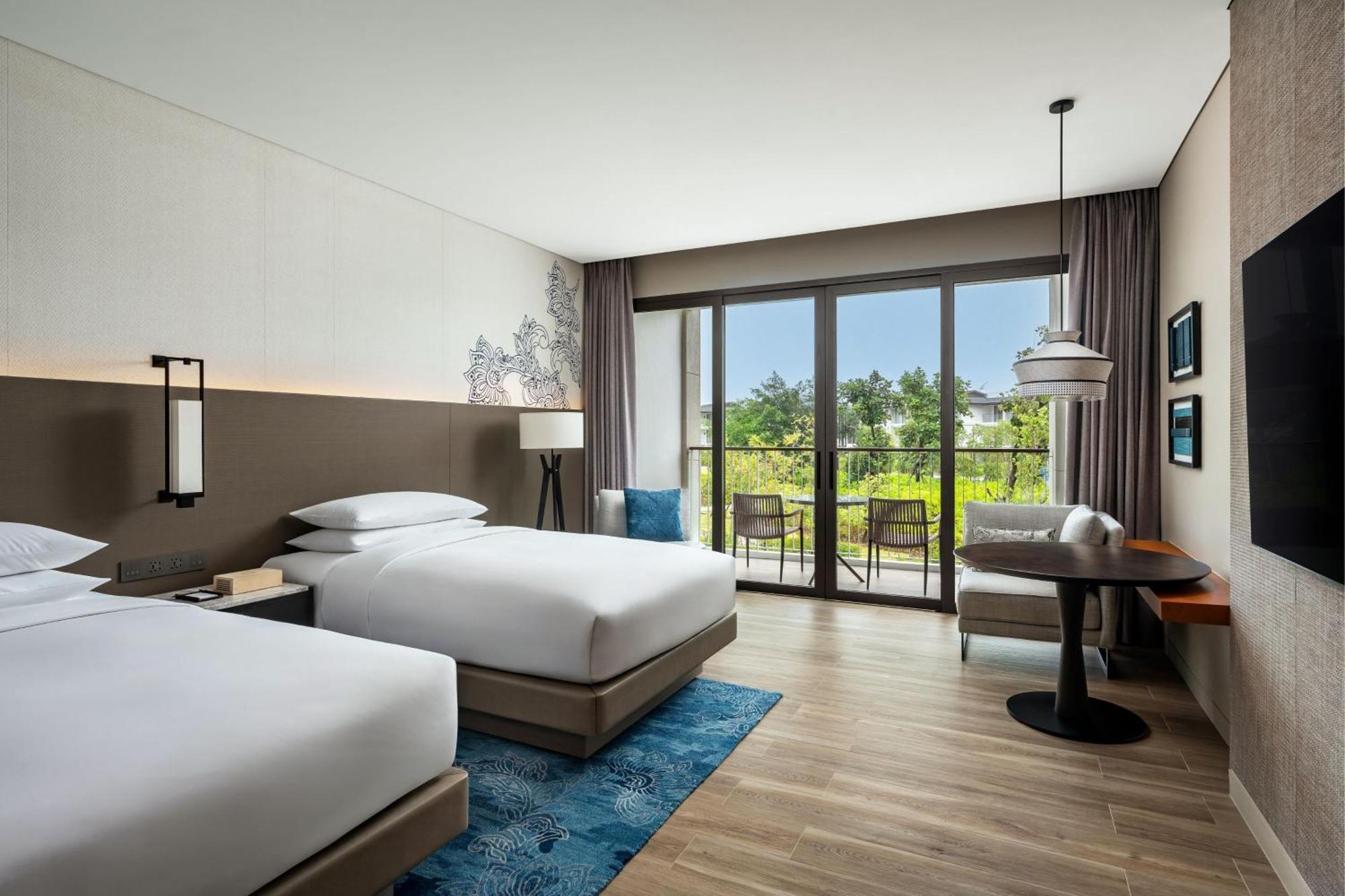 Khao Lak Marriott Beach Resort & Spa Exterior photo