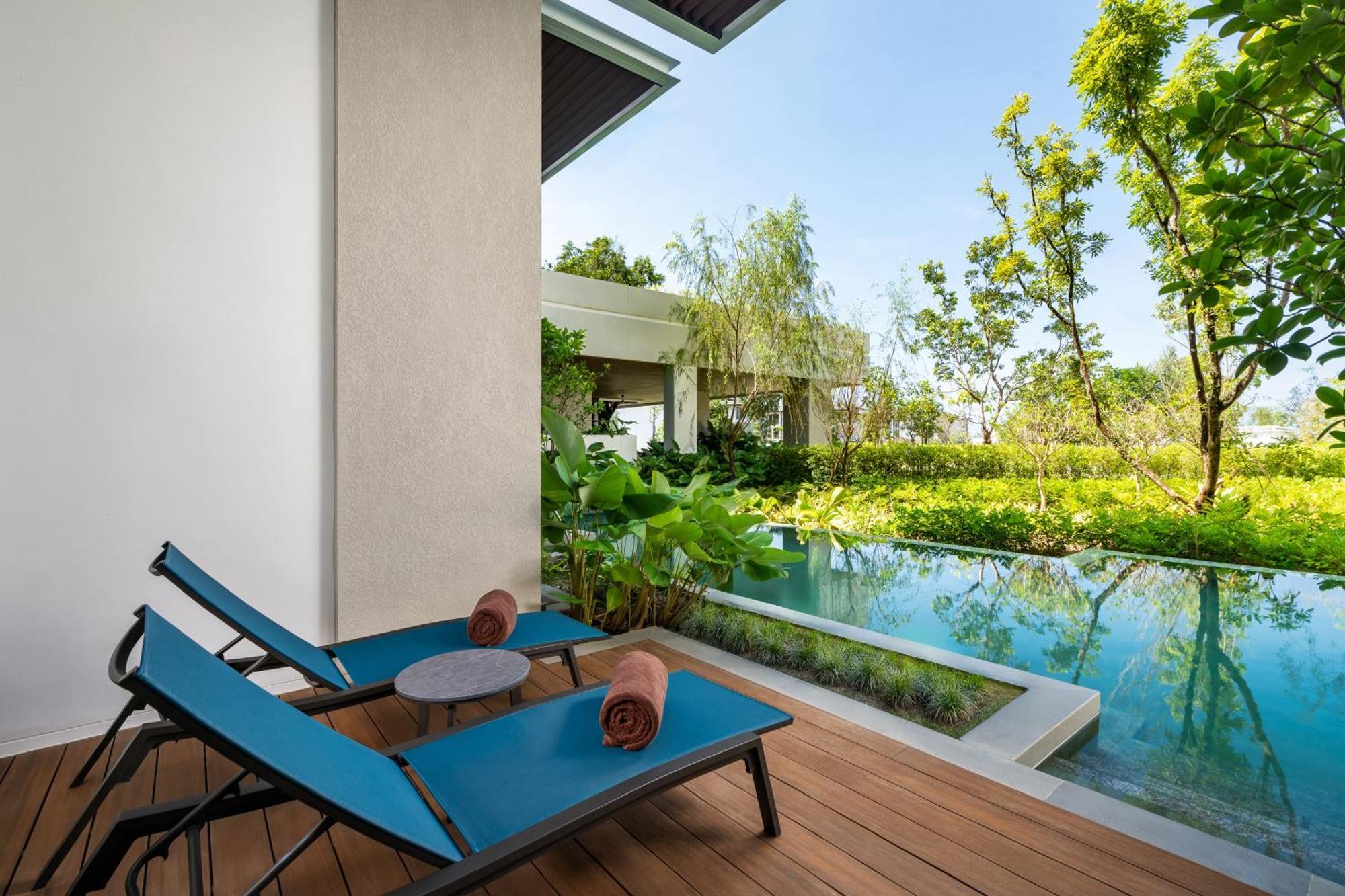 Khao Lak Marriott Beach Resort & Spa Exterior photo