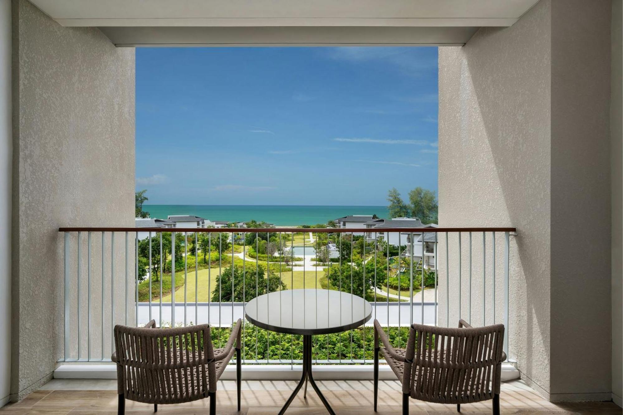 Khao Lak Marriott Beach Resort & Spa Exterior photo