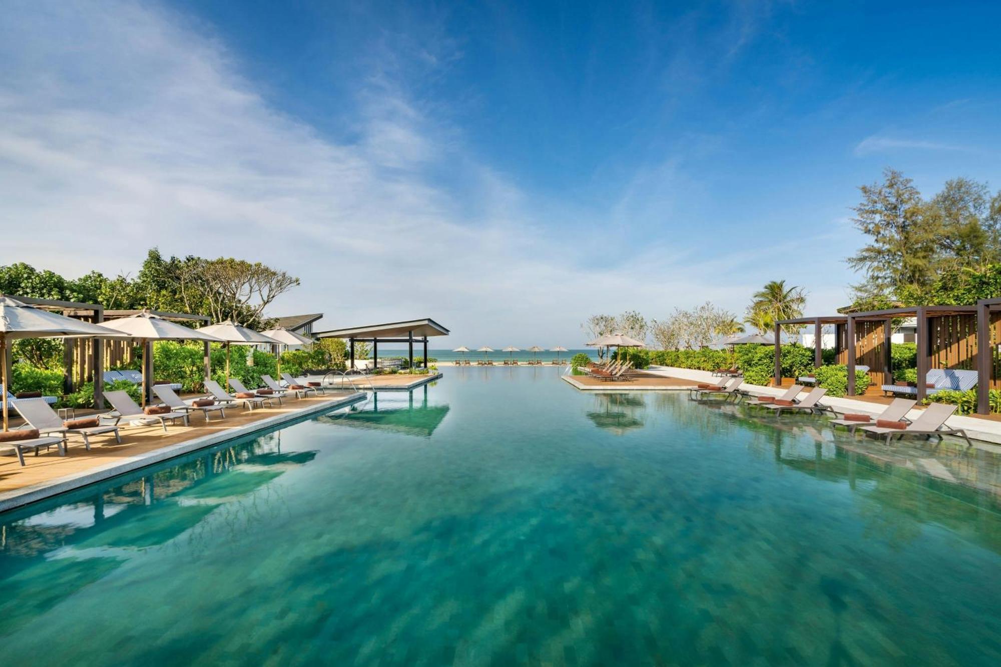 Khao Lak Marriott Beach Resort & Spa Exterior photo